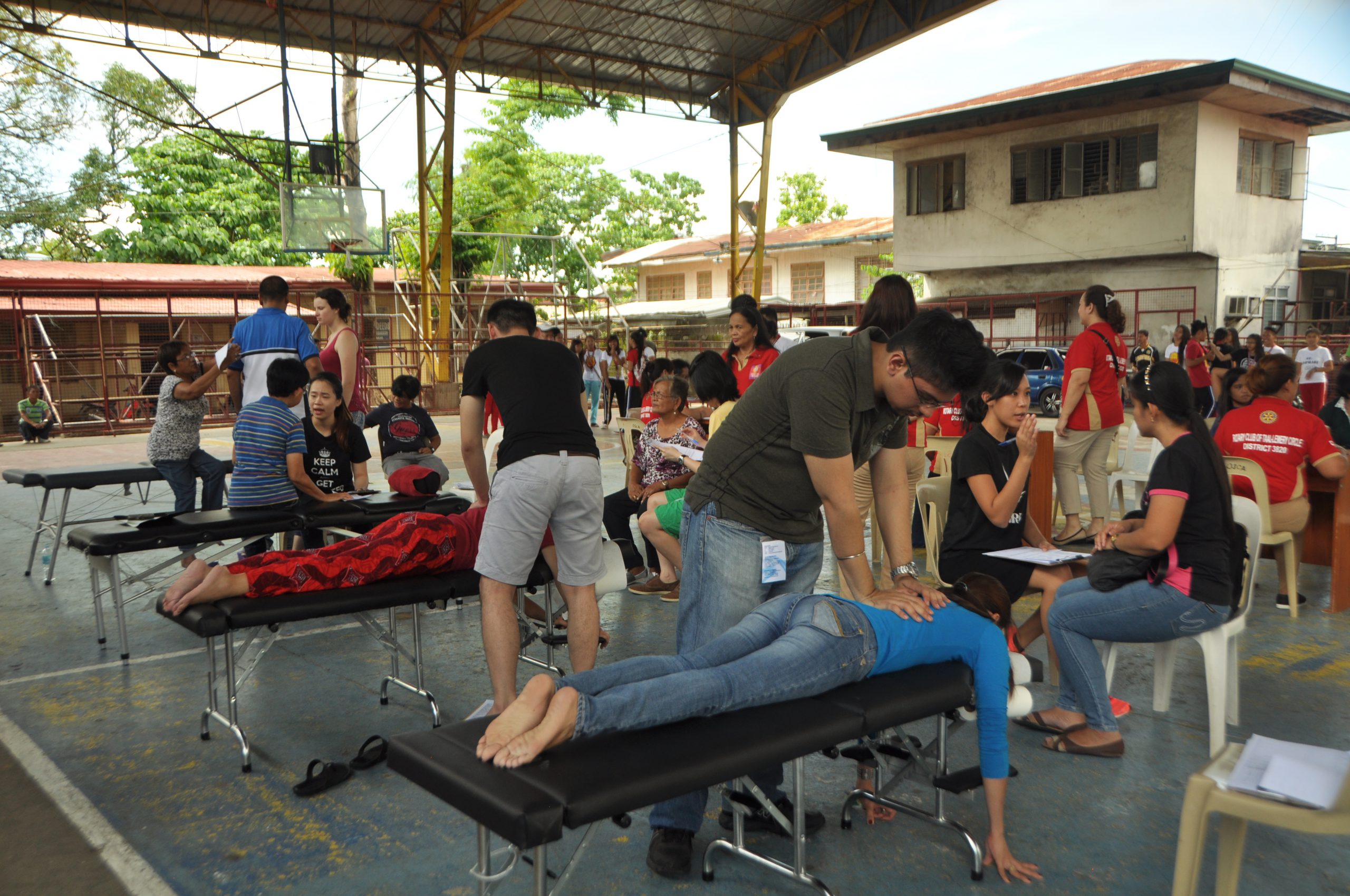 IMU Chiropractic Students on a Mission in Manila