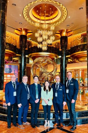 Left to right - Graeme Harrison-Brown, Dr Brian Nook, Yi Kai Wong, YB Hannah Yeoh, Dr Martin Isaksson, Dr Bradley Sandler
