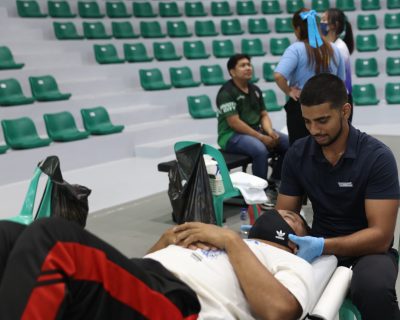 Hands for Vitality 2025 Diran treating a patient