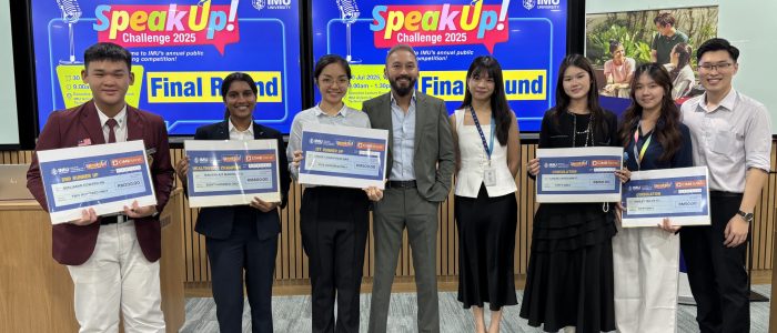 Winners of SpeakUP Challenge with the Judges