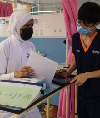 Interprofessional learning Nurse and doctor