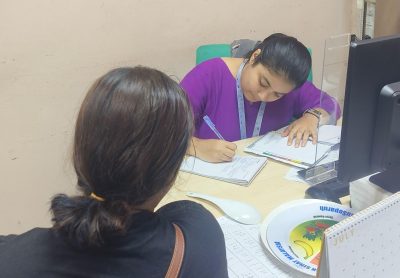 Photo 3 - Consulting Pregnant Mothers