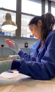 Measuring the diameter of the zone of inhibition during antimicrobial susceptibility testing in the University of Sout