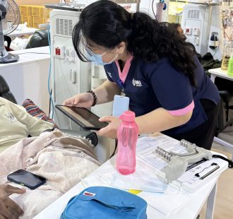 at Diaverum Subang Jaya Conducting nutrtion screening and individual nutrtion education for ESRF dialysis patient