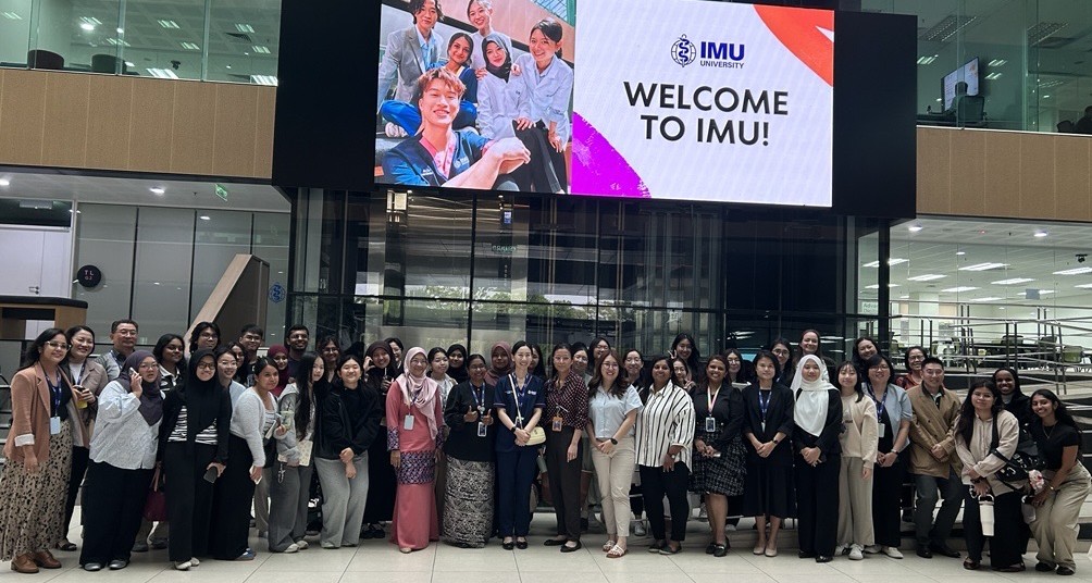 Group Photo with Speakers Lecturers and Participants2